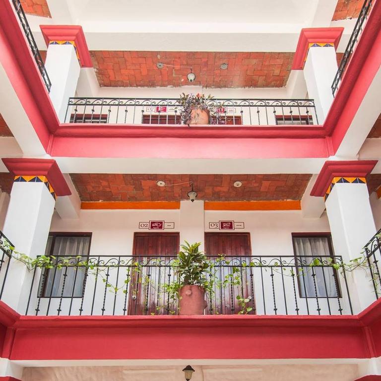 Hotel Plaza Conejo Huatulco Exterior photo