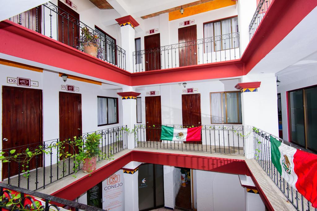 Hotel Plaza Conejo Huatulco Exterior photo
